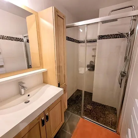 Apartment Cosy Aux Gets, Balcon Et Parking Au Centre - Fr-1-598-184 *
