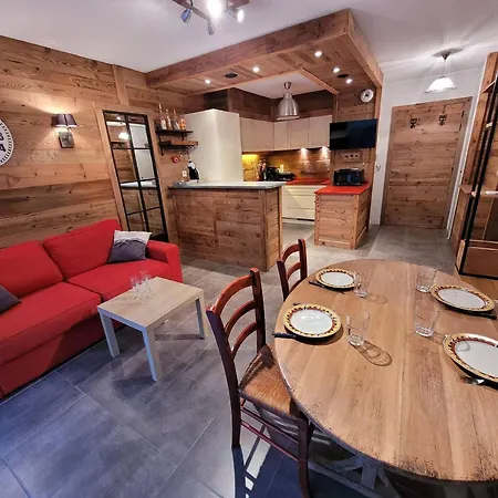 Cosy Aux Gets, Balcon Et Parking Au Centre - Fr-1-598-184 Apartment