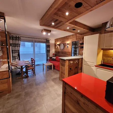 Cosy Aux Gets, Balcon Et Parking Au Centre - Fr-1-598-184 Apartment *
